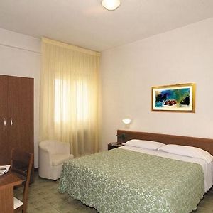 Camera con letto queen size